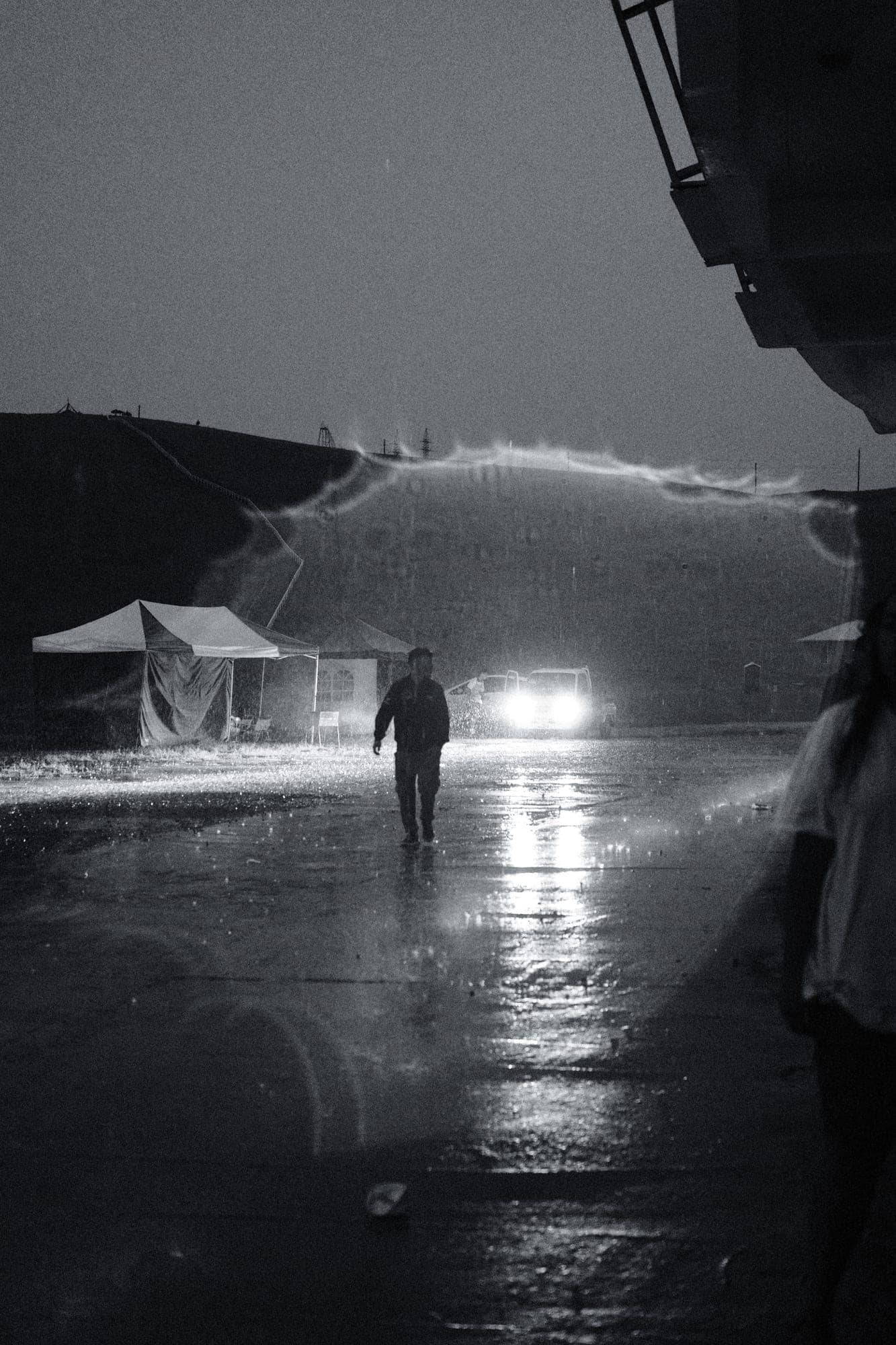 Black and white photograph 30
